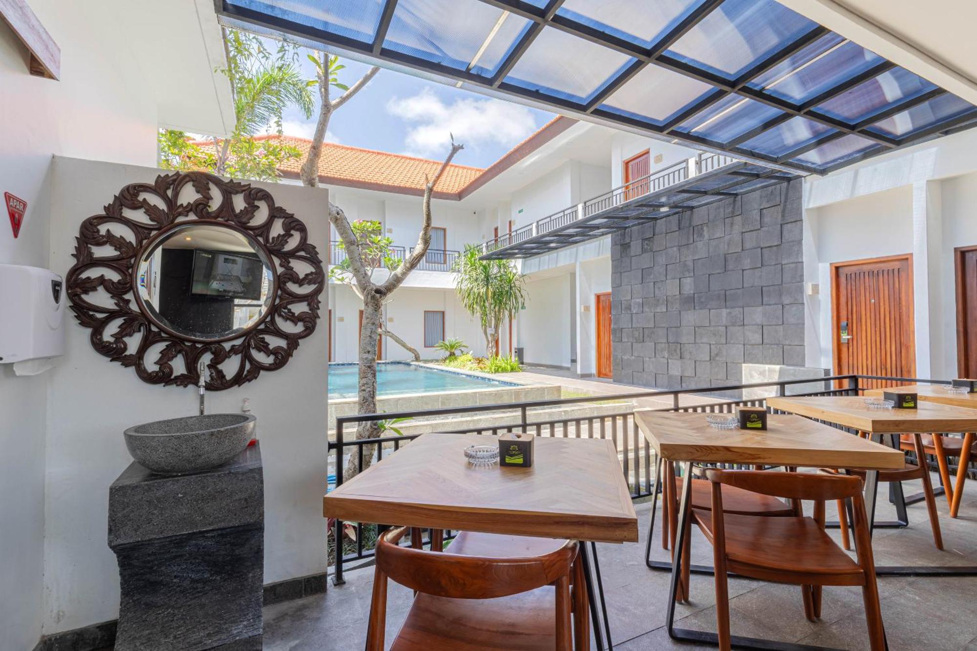The Baliem Hotel Jimbaran Exterior foto